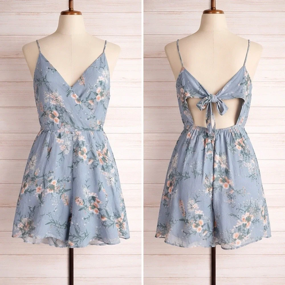 American Eagle Chiffon Romper M Blue Floral Feminine Romantic Open Back Cottage